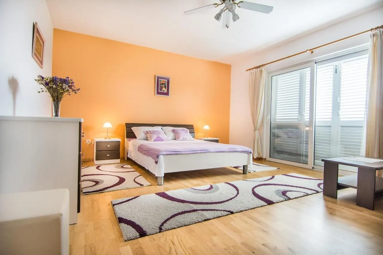 Apartments With A Parking Space Biograd Na Moru, Biograd - 5833